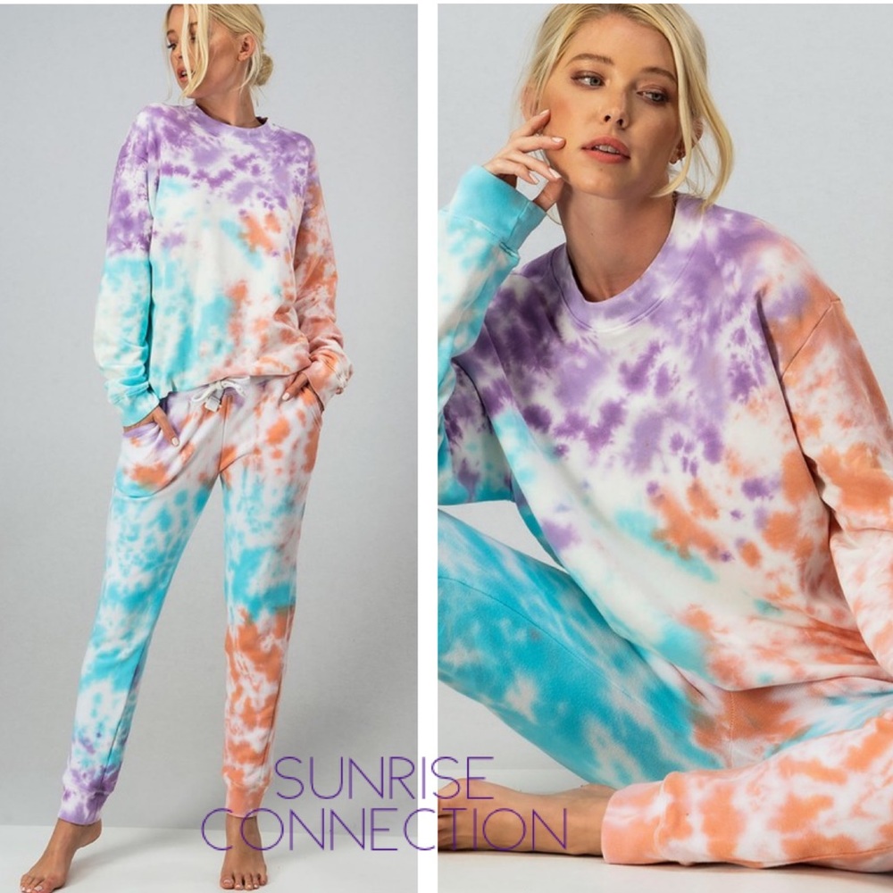 LAST 1🔥Fully Restocked🔥Tie Dye Crewneck - Picture 3 of 8